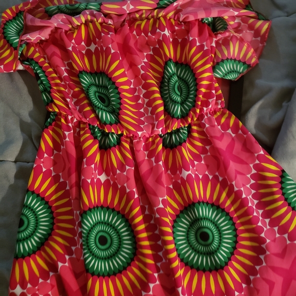 Dress - Picture 2 of 3